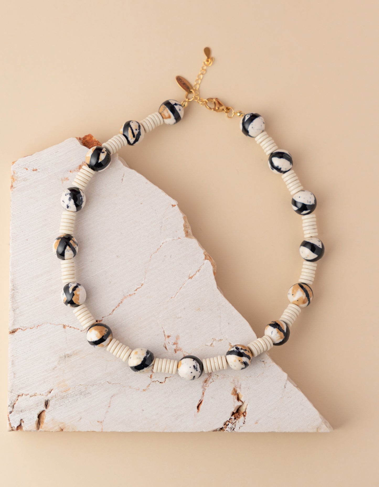 Las Dunas Beaded Necklace