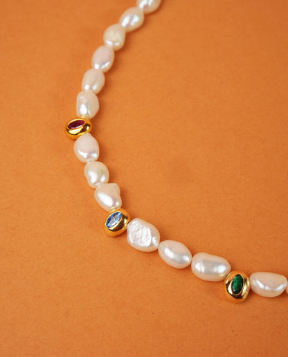 Solana Pearl Necklace