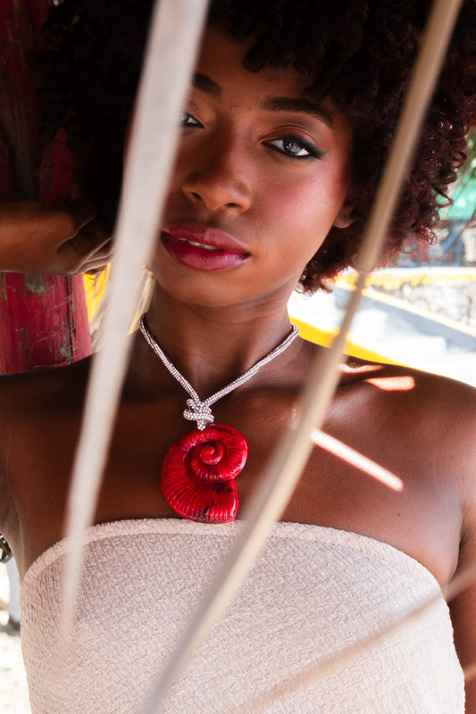 Mil Veranos Wrap Necklace