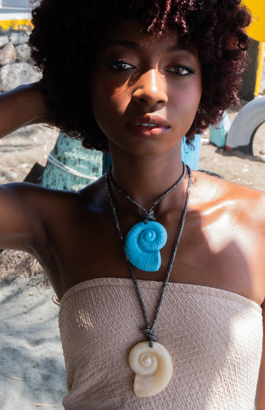 Mil Veranos Wrap Necklace